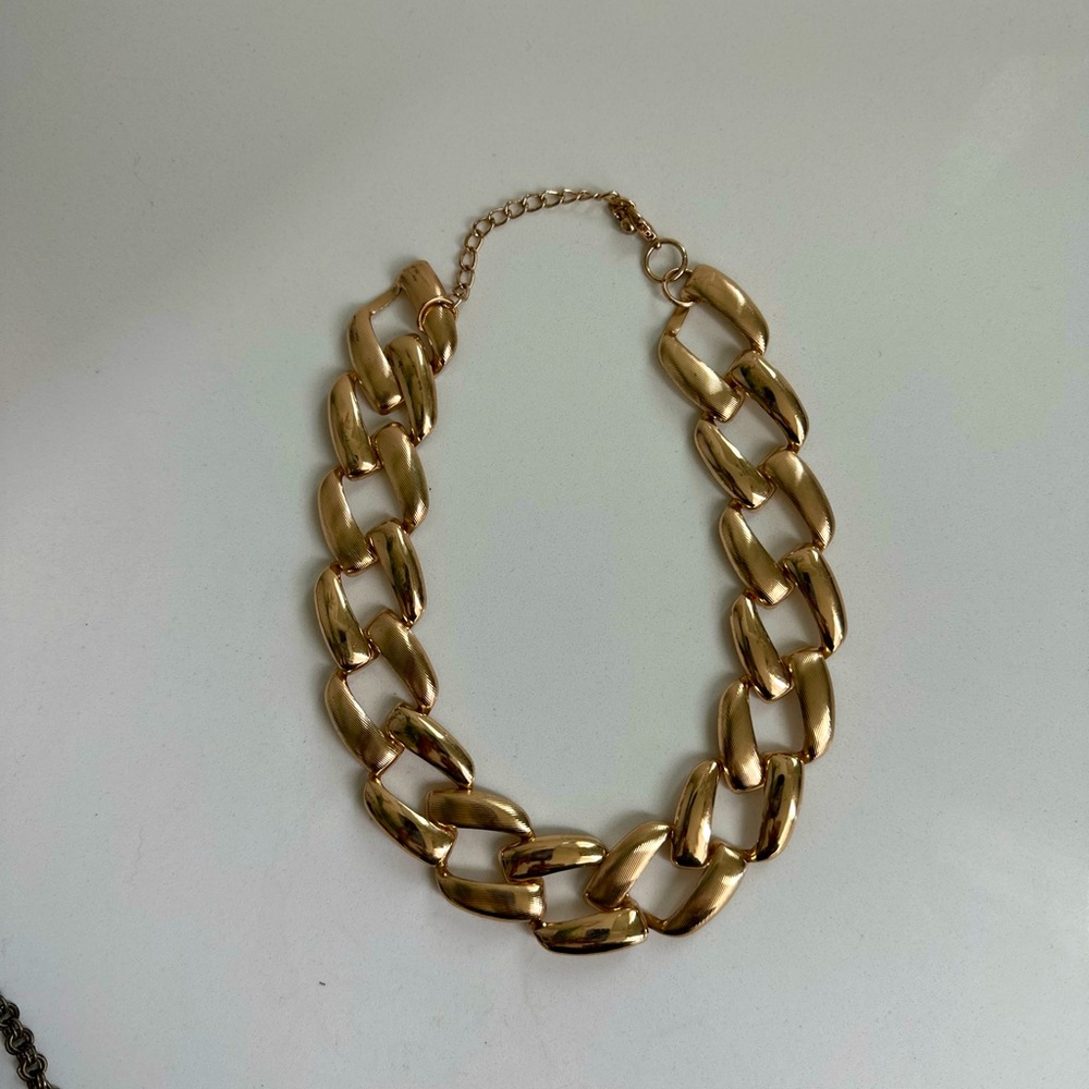 Chunky Gold Chain Necklace - Picture 2 of 2